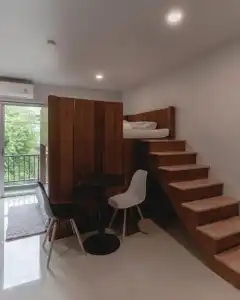 Psych Hostel - 5