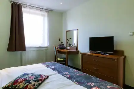 Max Inn - 79
