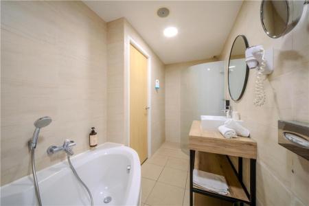 Campanile Montpellier Ouest - 35