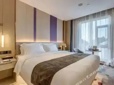 West Mansion - 11