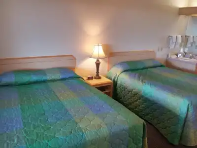Surfside Oceanfront Resort - 6
