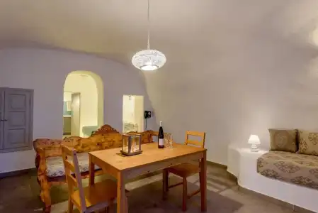 Ianthe Apartments & Villa - 2