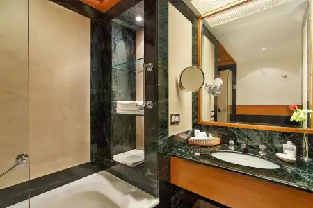 Trident, Chennai - 95