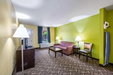 Quality Inn Fredericksburg-Central Park Area - 80