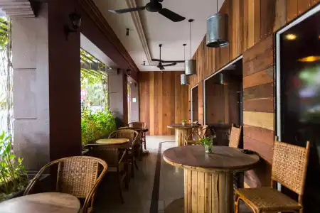 Pacific, Phnom Penh - 13