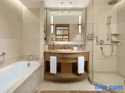 Crowne Plaza Shanghai Fudan by IHG - 72