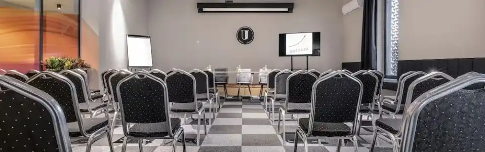 Urban - 18