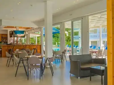 Manousis ApartHotel - 1