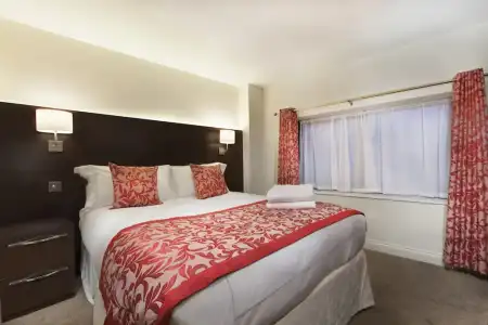 Shepherds Bush London - 180