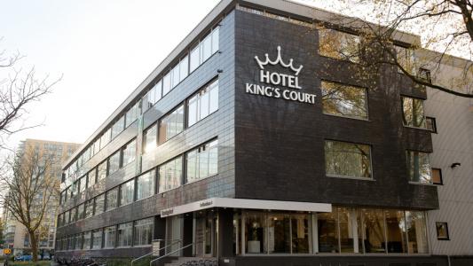 King's Court - 1