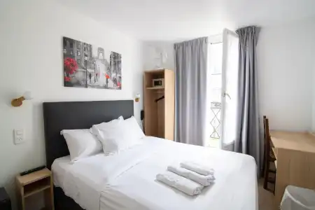 Hôtel De Bordeaux - 71