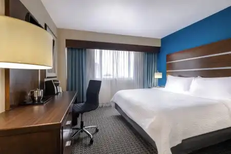 Holiday Inn Houston Downtown by IHG - 55