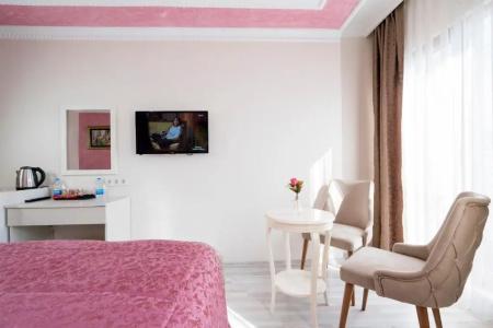 Atam & Suites - 107