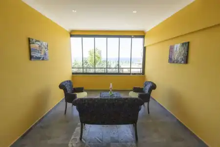 Roy Otel Akçay - 111