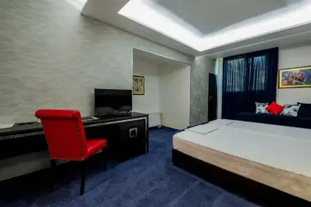 Elegance - 48