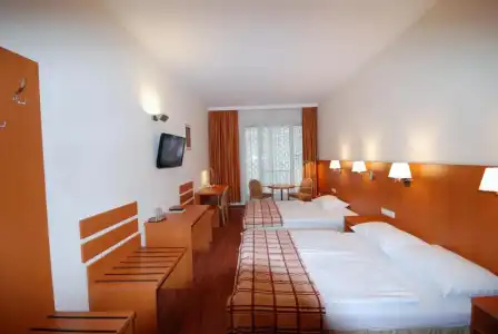 Continental-Pension - 25