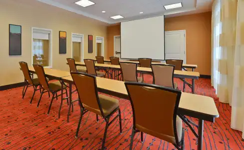 Residence Inn Des Moines Downtown - 18