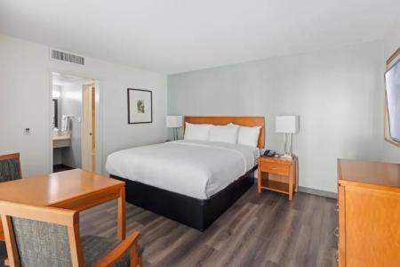 Vagabond Inn Glendale - 39