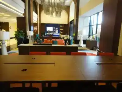 Hampton by Hilton Bantian - 10