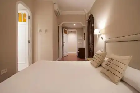 Hi Valencia Boutique - 39