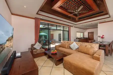 Baan Bua Estate by Tropiclook - 36