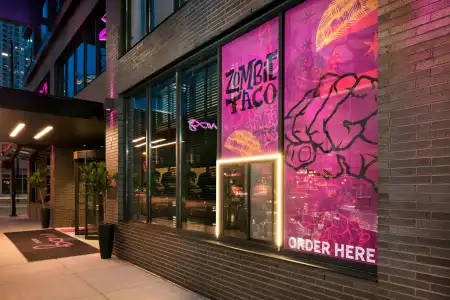 Moxy Chicago Downtown - 22
