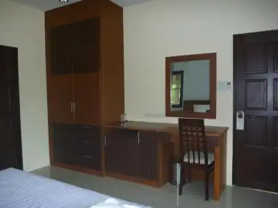 Phatcharee Resort - 4