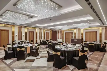 Radisson Blu & Suites GRT Chennai - 35