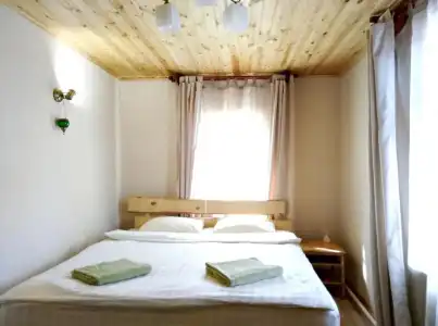 Evergreen Guesthouse - 9