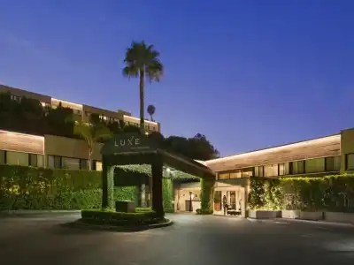 Luxe Sunset Boulevard - 0
