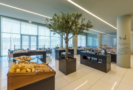 Meliá Lisboa Aeroporto - 11