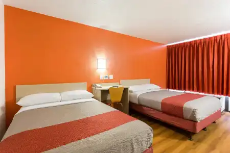 Motel 6 Baton Rouge, LA - Southeast - 5