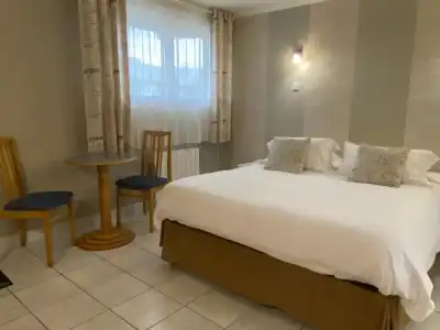 Contact Hôtel - Hôtel les Bleuets & SPA - 60