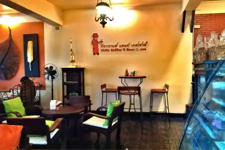 Chita Coffee & Guesthouse - 12