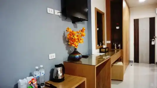 The Greenery Central Suites - 24