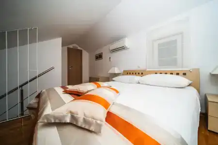 Apartment 3 Beaches With Free Parking - 40