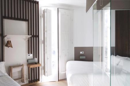 Cosmopolitan Boutique Rambla - 30