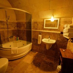 Vineyard Cave - 36