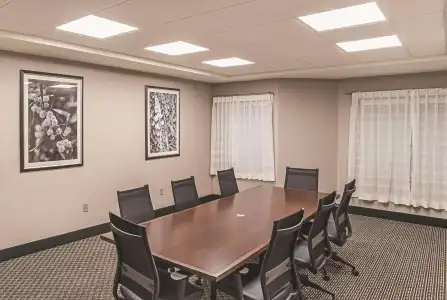 La Quinta Inn & Suites Flagstaff - 16
