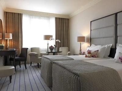 The Westbury - 82