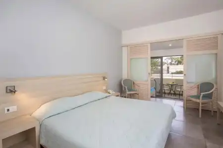 Niriides Beach - 32