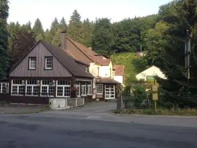 Waldund Restaurants Lemberg - 8