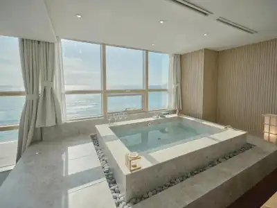 UH Suite The Haendae - 34