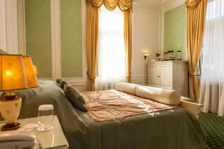 TB Palace & Spa - 77