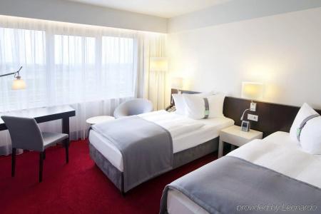 Holiday Inn - the niu, Pax Berlin Airport by IHG - 3