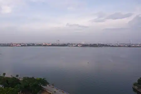 Sunset Westlake Hanoi - 19