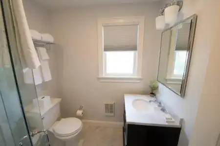 Serenity Inn Newport - 119