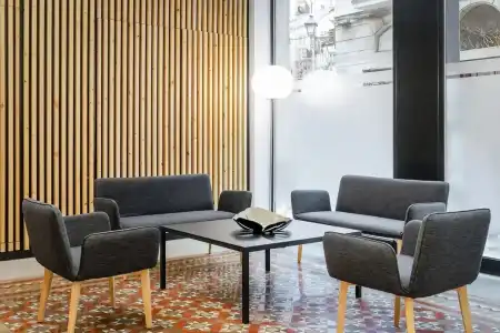 Raval House - 2