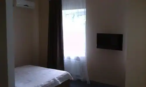 Yuzhnyij Dvorik Apart-Hotel - 98