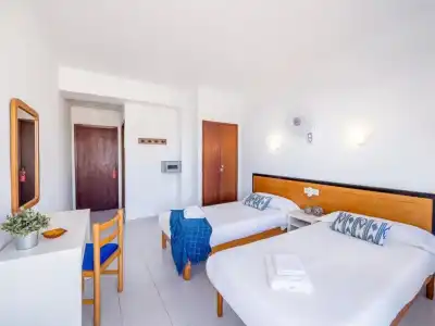 Hostal Port Corona - 25